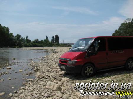 Пассажирские перевозки Микроавтобусы (до 9 мест) Ford Transit 